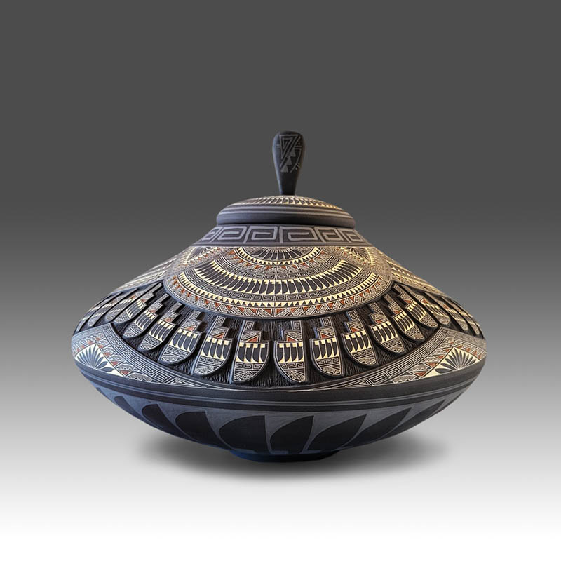 Rodney John Pottery | Seed Pot with Top Rodney John Pottery | Seed Pot with Top
